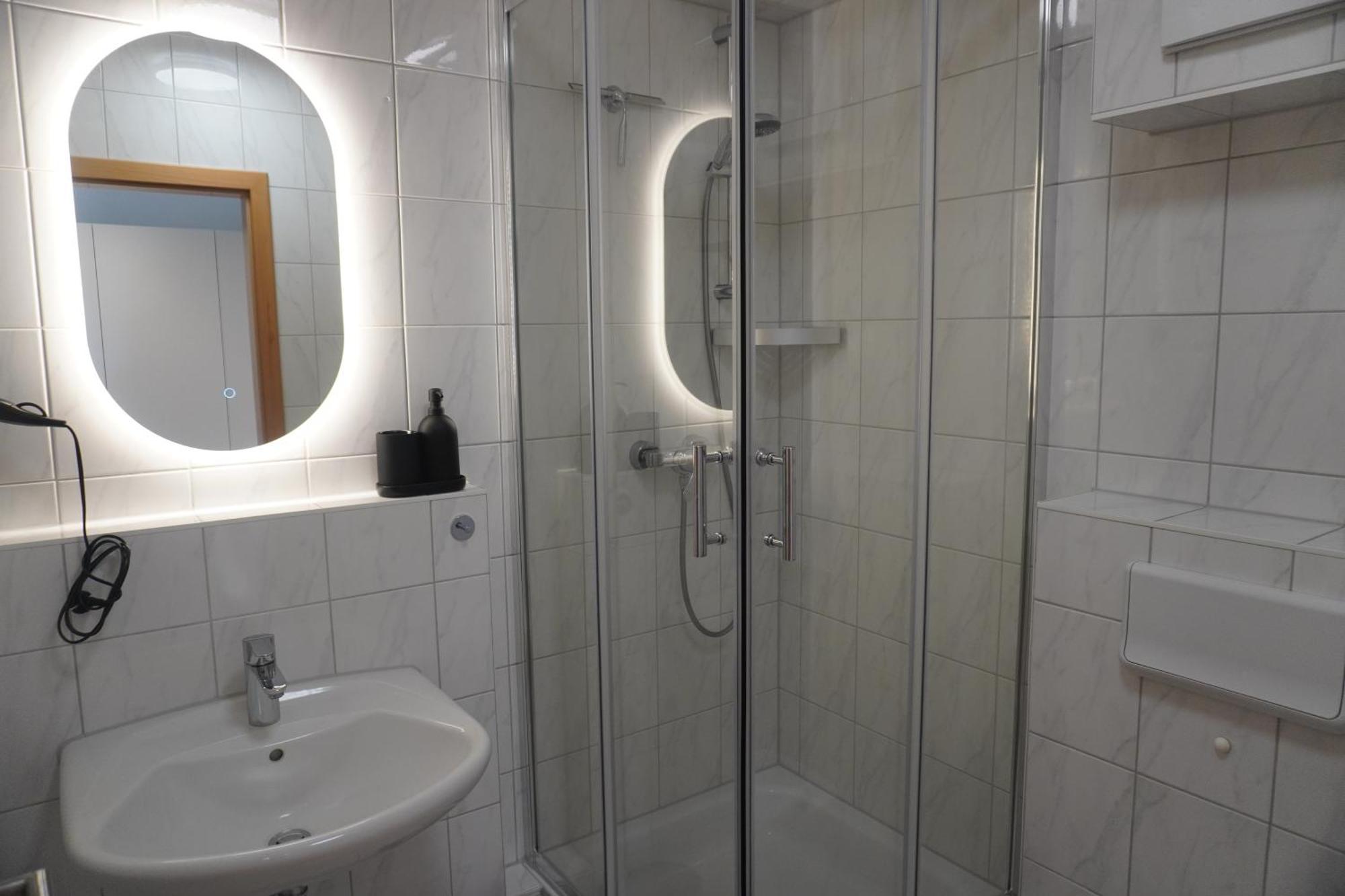 Hb-Living Apartment-Rheinblick Майнц Екстериор снимка